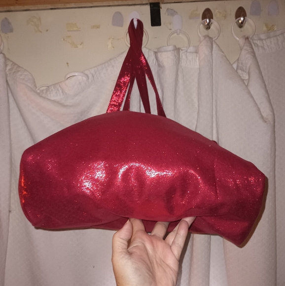 Marc Jacobs Daisy Fragrance Red Tote Bag (NWT) - Picture 10 of 10